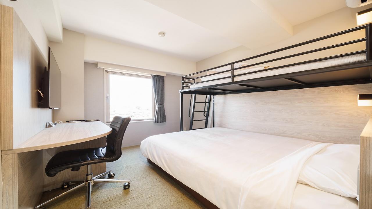 Super Hotel Chiba Ekimae Eksteriør billede