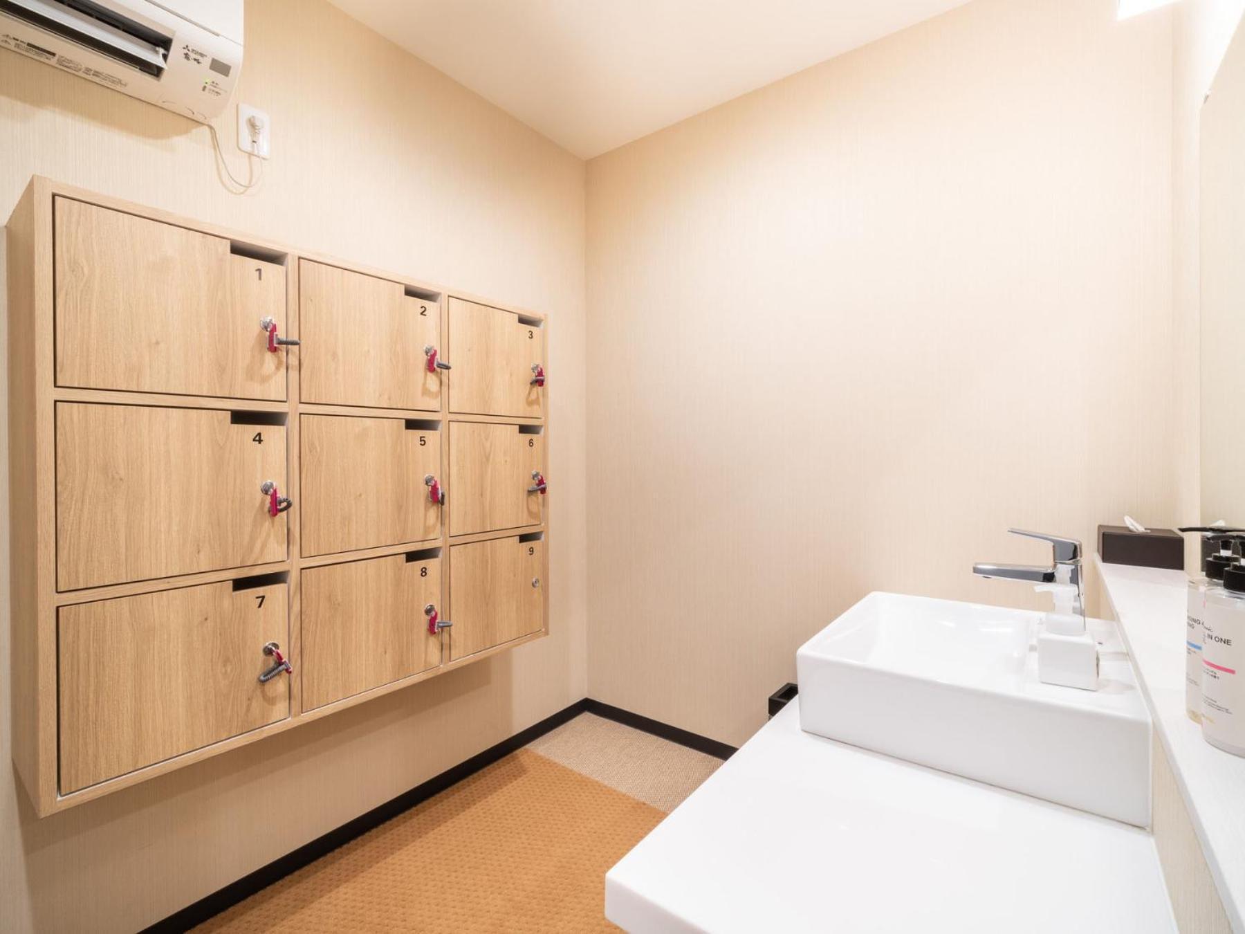 Super Hotel Chiba Ekimae Eksteriør billede