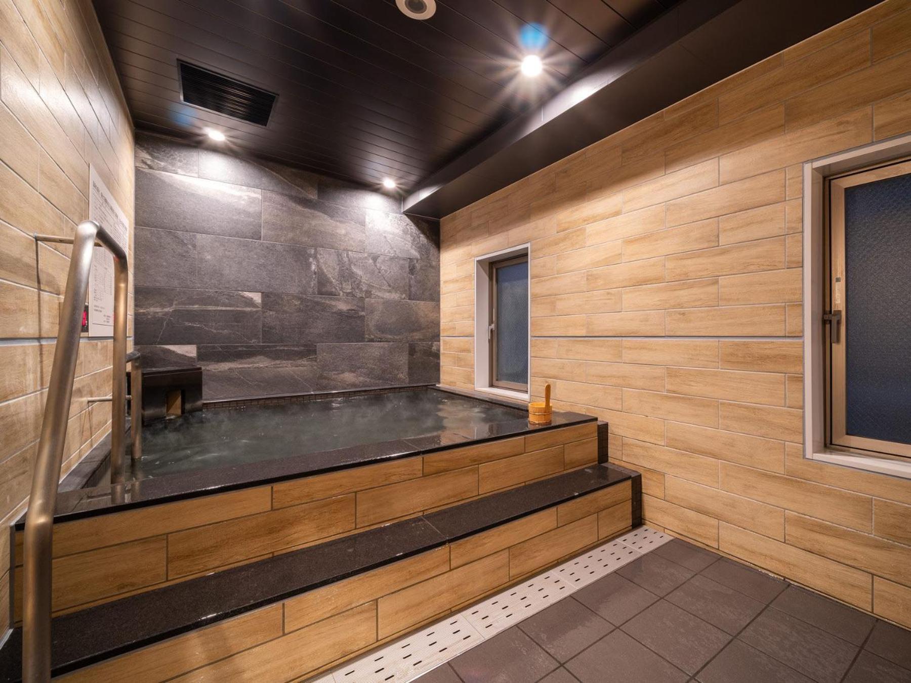 Super Hotel Chiba Ekimae Eksteriør billede